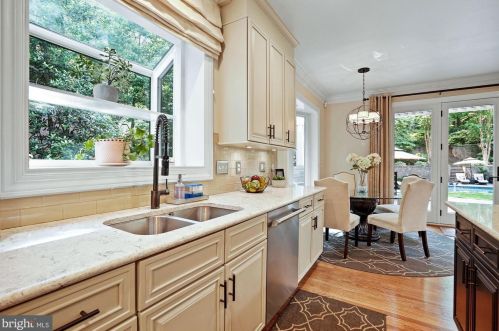 624 Live Oak Dr, Mc Lean VA 22101-1563 exterior