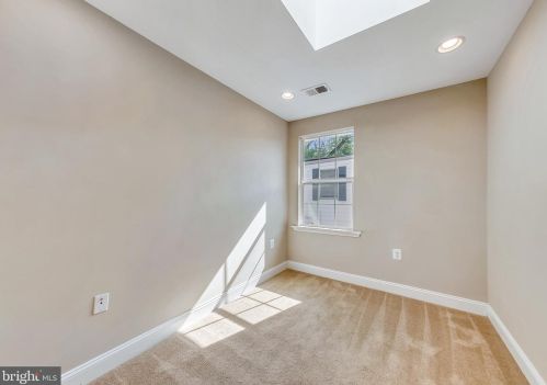 1400 25th St, Washington DC 20020-5307 exterior