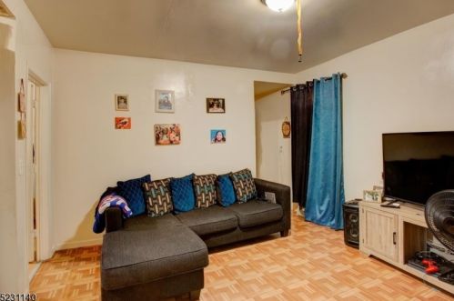 32 Butler St, Paterson NJ 07524-1926 exterior