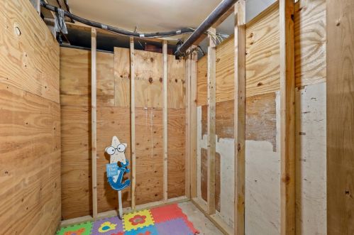 1701 Sheffield Ave, Chicago IL  60614-5525 exterior