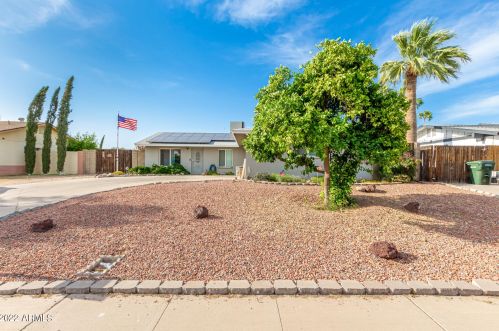 3732 Crocus Dr, Phoenix AZ 85053-5316 exterior