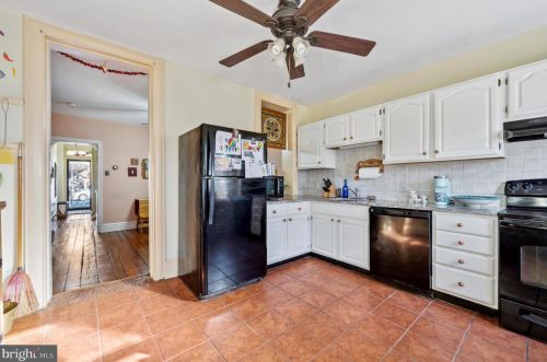 402 Olive St, Media PA 19063-2812 exterior