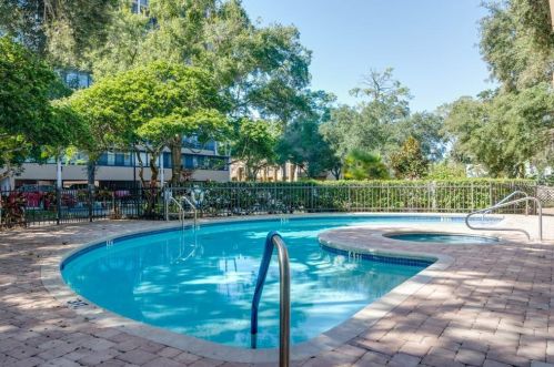 3211 Swann Ave, Tampa FL 33609-4693 exterior