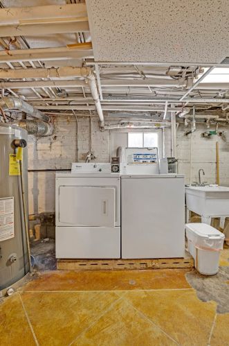 2818 72 Ct, Chicago IL 60707-1507 exterior