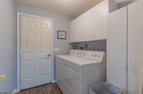 1 Davenport Pl, Morristown NJ 07960-6570 exterior