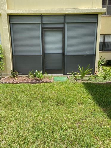 9355 8th St, Boca Raton FL  33428-6800 exterior