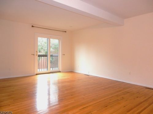 59 Bennington Sq, Hackettstown NJ  07840-4226 exterior