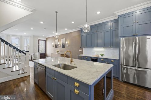 1213 F St, Washington DC  20002-6313 exterior