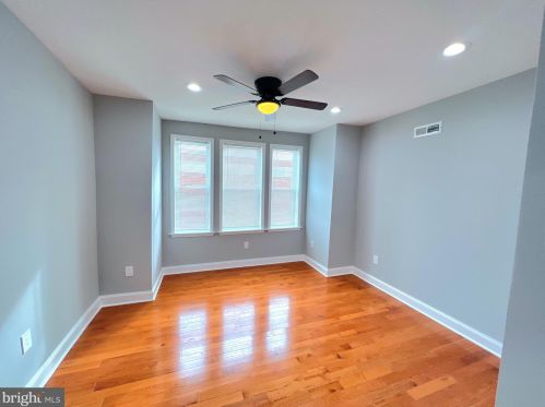 2878 Cedar St, Philadelphia PA  19134-4230 exterior