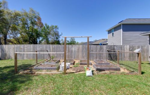 5849 Fairlands Rd, Milton FL 32583-1809 exterior