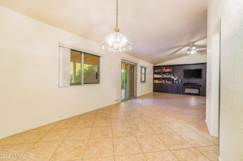 7629 Freshwater Pearl Dr, Tucson AZ  85747-5728 exterior