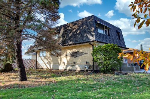 818 Lombard St, Elmhurst, IL 60126-1321