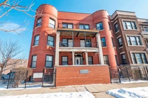 4615 Michigan Ave, Chicago IL  60653-4052 exterior