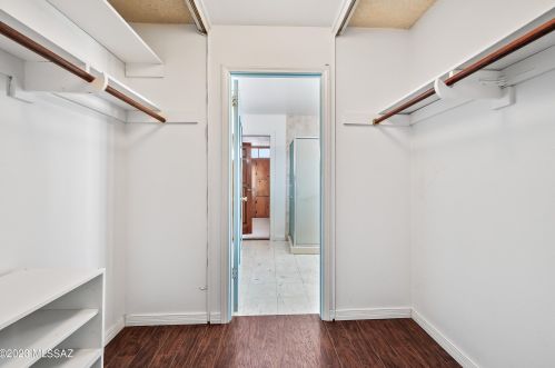 8542 Desert Steppes Dr, Tucson AZ  85710-4210 exterior