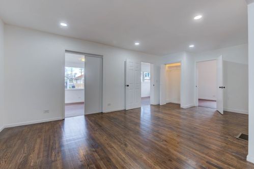 1403 2 Ave, Broadview IL 60153-2212 exterior