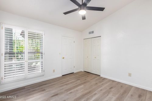 13008 3 St, Phoenix AZ 85022-5210 exterior