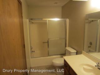 324 Camino St, Springfield MO  65810-1709 exterior