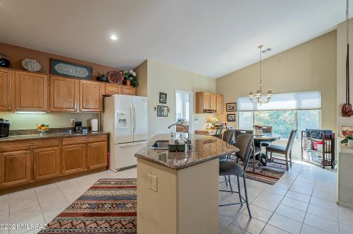 36708 Rockcrest Dr, Tucson AZ 85739-1176 exterior