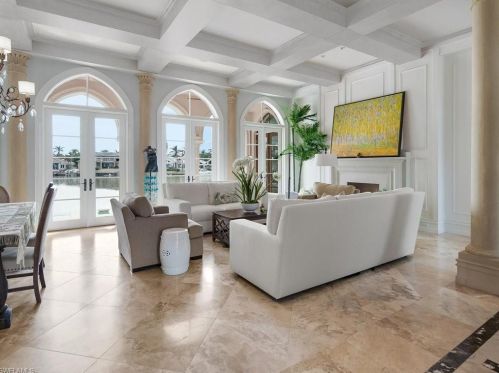 210 Cuddy Ct, Naples FL 34103-4074 exterior