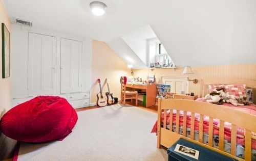 28 Chestnut St, Boston MA exterior