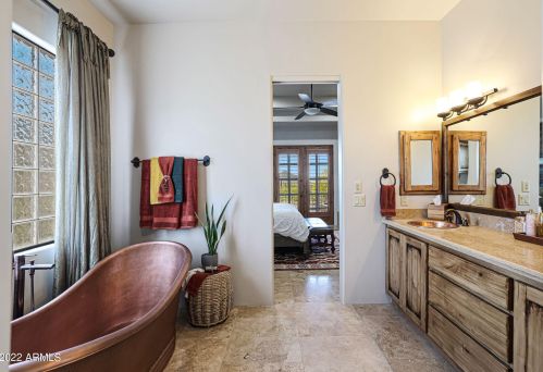 37025 33rd Ave, Phoenix AZ  85086-8740 exterior