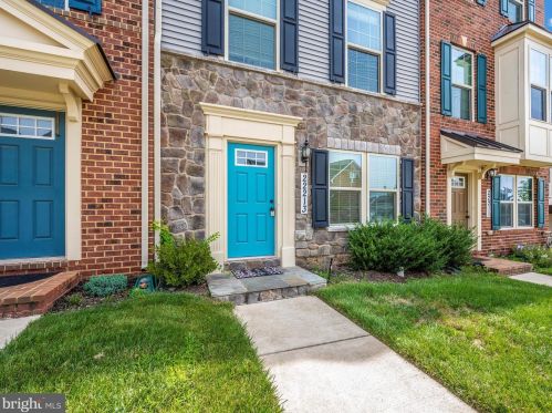 22213 Broadway Ave, Clarksburg MD 20871-3430 exterior