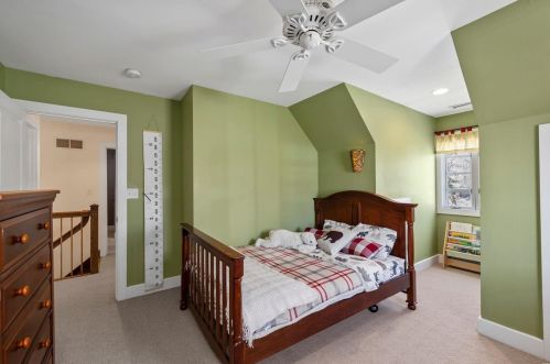 2332 Divot Dr, Saint Louis MO 63131-3240 exterior