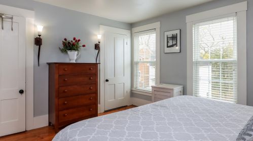 20 Tahanto St, Concord NH 03301-3833 exterior