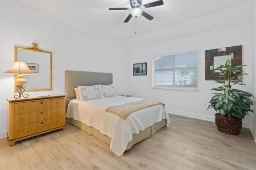 235 Abbott Dr, Austin TX 78737-4536 exterior