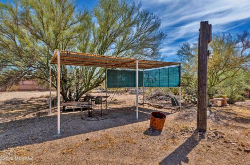 4105 Hogan Dr, Tucson AZ 85735-1809 exterior