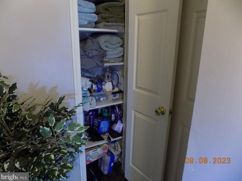 66 Prince St, Littlestown PA 17340-1323 exterior