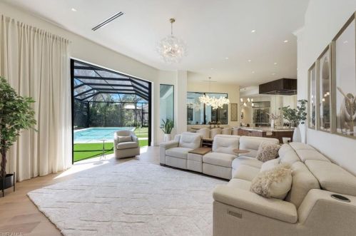 172 Cheshire Way, Naples FL 34110-4413 exterior