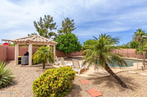 1262 Bogle Ave, Chandler AZ 85225-3987 exterior