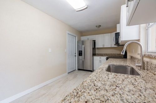 14032 Arbor Knoll Cir, Tampa FL  33625-6444 exterior