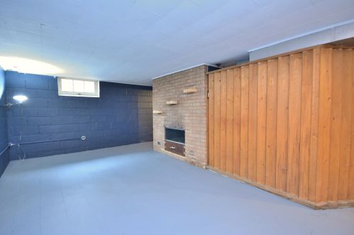 8526 Keefe Ave, Milwaukee WI  53222-2821 exterior