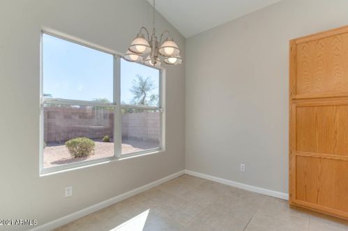 14437 47 Pl, Phoenix AZ 85018-6009 exterior