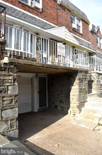 6024 10th St, Philadelphia, PA 19141-3703