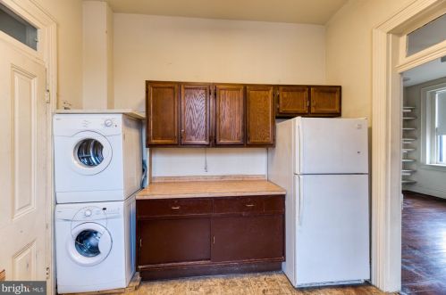 1837 19 St, Washington DC 20002-3009 exterior