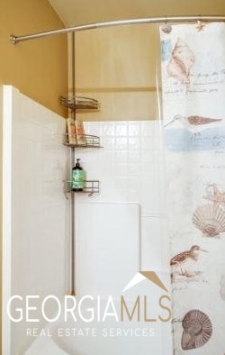 5019 Lower Elm St, Atlanta GA 30349-1678 exterior