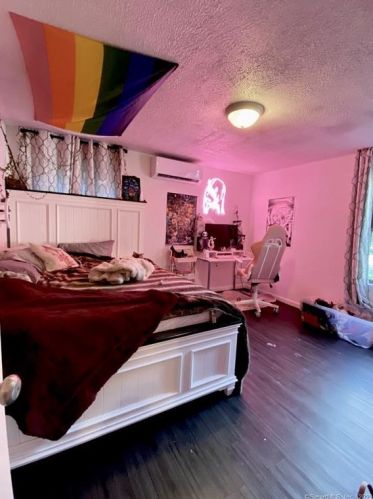 68 Pratt Rd, Killingly CT 06241-1740 exterior