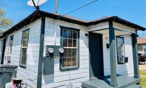 4307 Frank St, Dallas TX 75210-2019 exterior