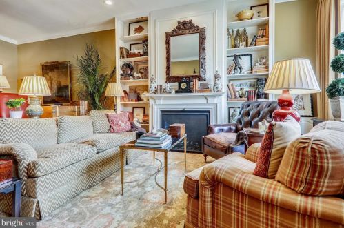 135 D St, Washington DC 20003-1809 exterior