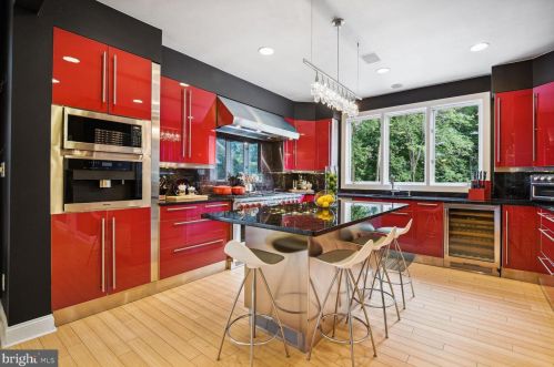 9906 Avenel Farm Dr, Rockville MD 20854-5410 exterior