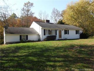 22 Tra Mart Dr, Uncasville, CT 06382-1116