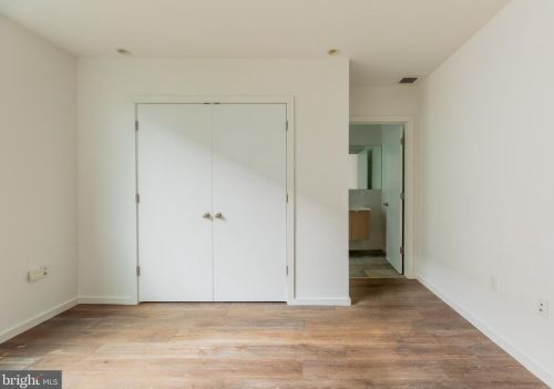 1112 Bodine St, Philadelphia PA 19122-0030 exterior