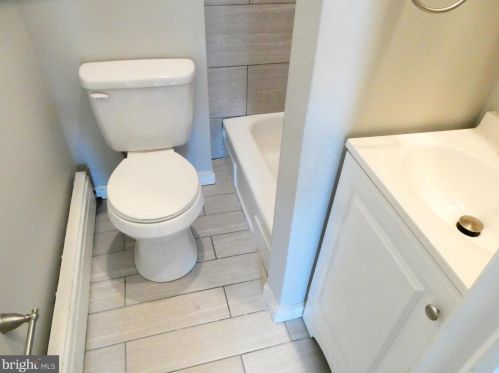 2229 Cantrell St, Philadelphia PA 19148-3320 exterior