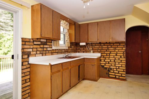 575 Wolf Lake Rd, Meskegon, MI 49442-3035