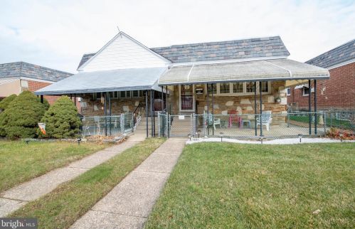 1015 Hartel Ave, Philadelphia, PA 19111-3203