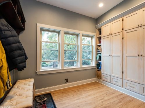 4052 Paulina St, Chicago IL 60613-2520 exterior