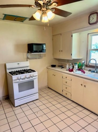 1205 Marion St, Joliet IL 60436-1434 exterior